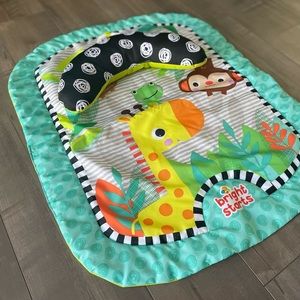 ✨SOLD ✨Bright Starts - Giggle Safari™ Prop Mat - Baby Mat and Tummy….